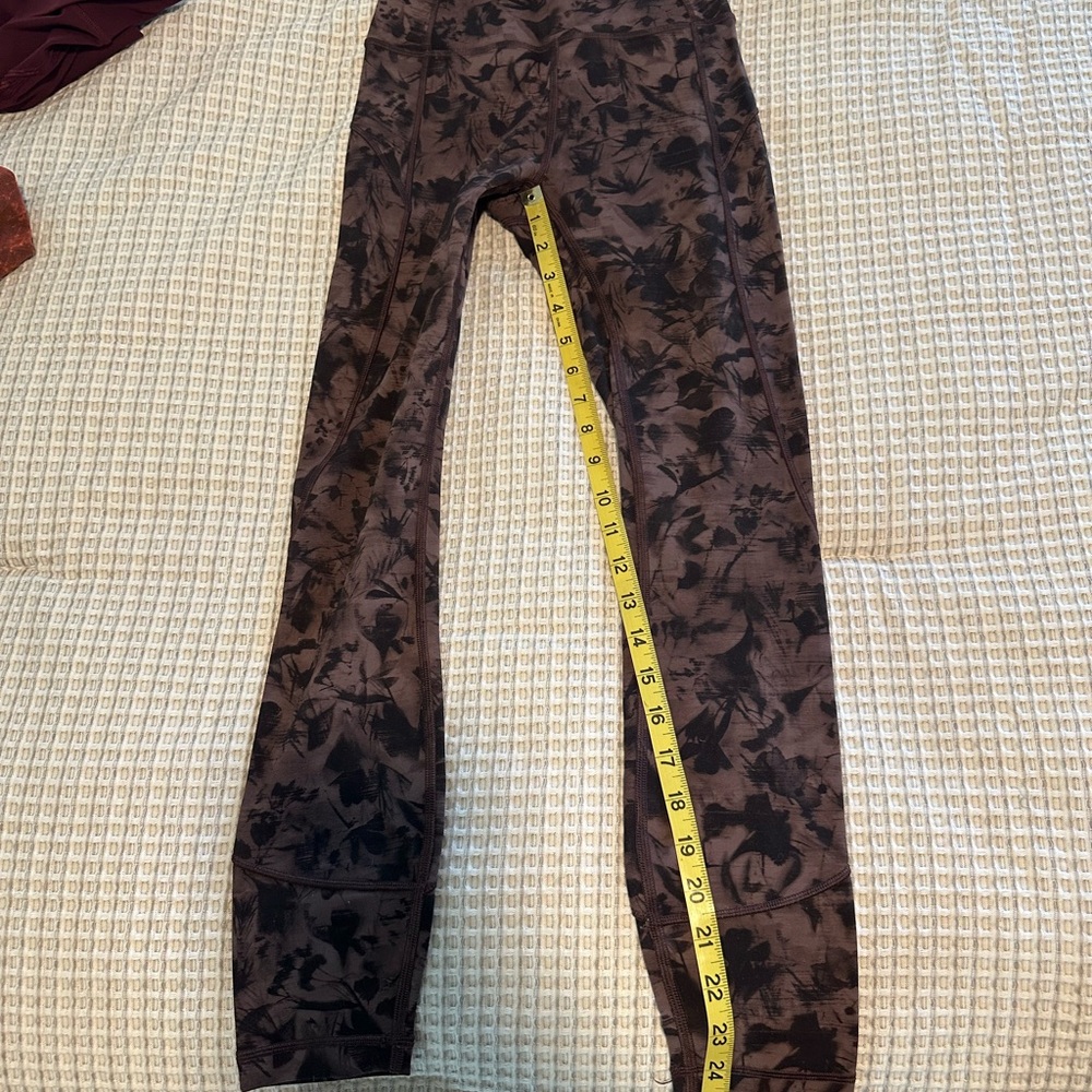 Lululemon | 9 Piece Activewear Bundle - All Women’s Size 2 - Picture 5 of 16